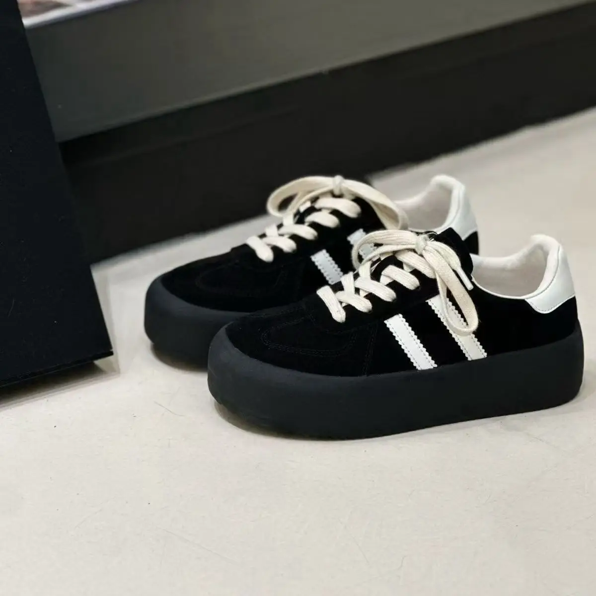 新デザインのファッションカジュアルシューズ屋外レースアップス - Vans Shoes Old Skool のレビューと価格